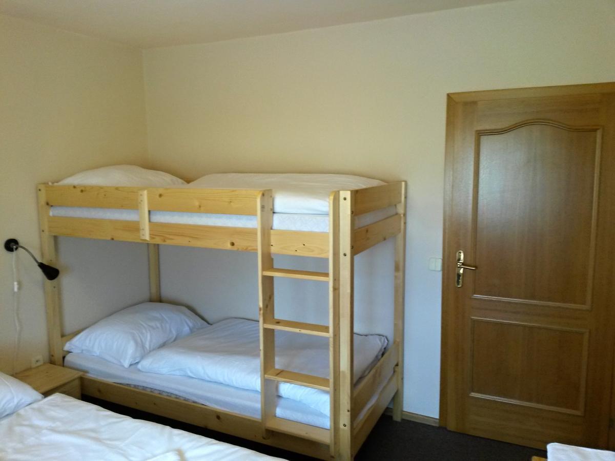 Orlik Rejviz Hotell Eksteriør bilde