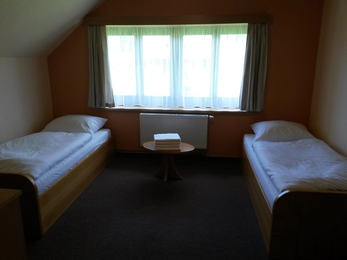 Orlik Rejviz Hotell Eksteriør bilde